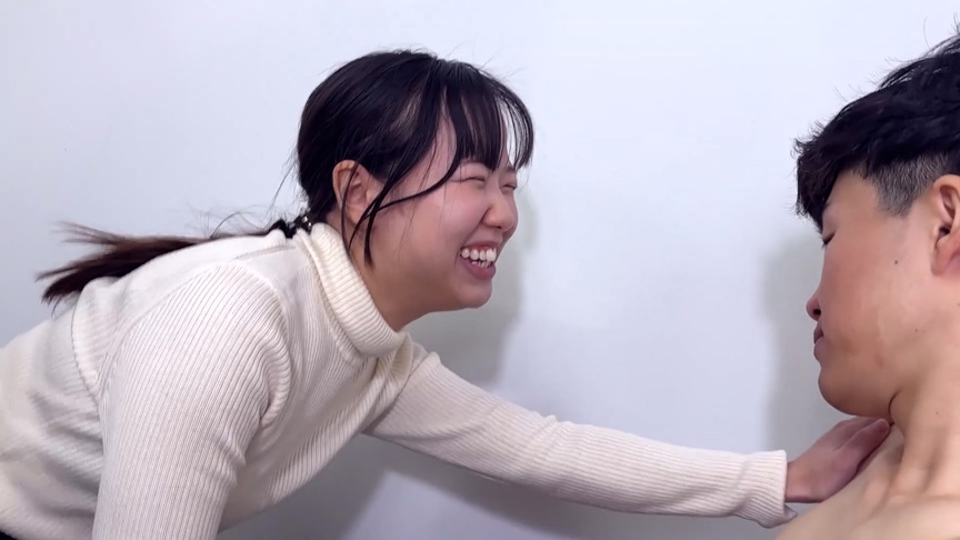 甘やかしてくれるかりなちゃんがM男に濃厚キス 画像1