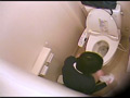 女子トイレ専門盗撮マニア5年間の偶然を一挙公開！2 サンプル画像12