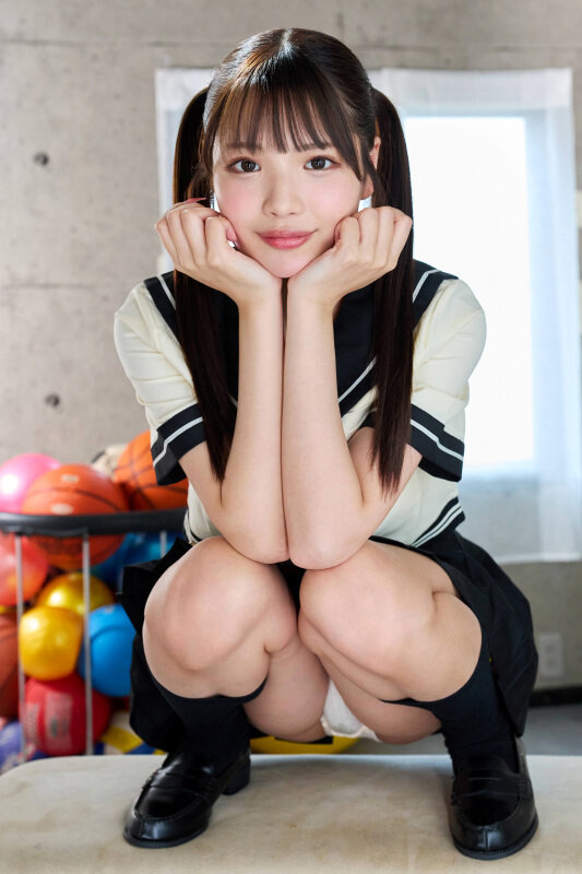 小悪魔挑発美少女 佐藤愛瑠 画像1
