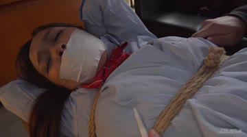 ロープで縛られ苦しみ悶える女シリーズの作品サムネイル