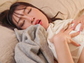 夫の部下に言い寄られ…自宅で裏切りのNTR 宮城りえ サンプル画像10