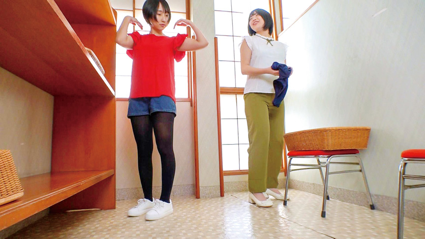 黒髪清純ショートカット女子とイタズラ温泉旅行 画像16