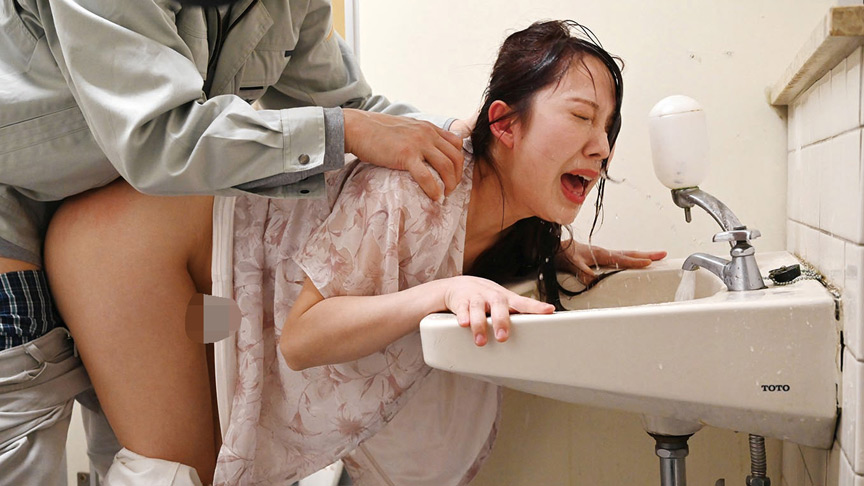 女芯を火照らせ、肉棒を欲してしまう人妻たち 4時間 画像3