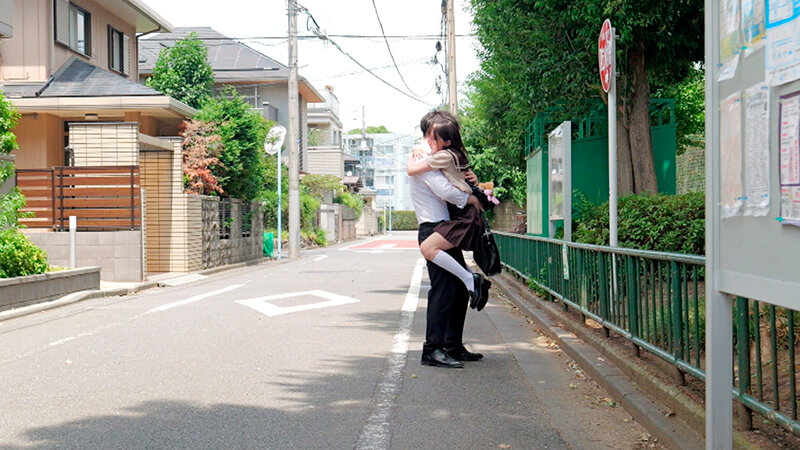 駅弁ピストンから始まった恋心 日向由奈 画像3
