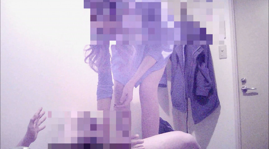 モデルのような容姿で言葉責め、踏みつけ、手コキ抜き！ 画像4