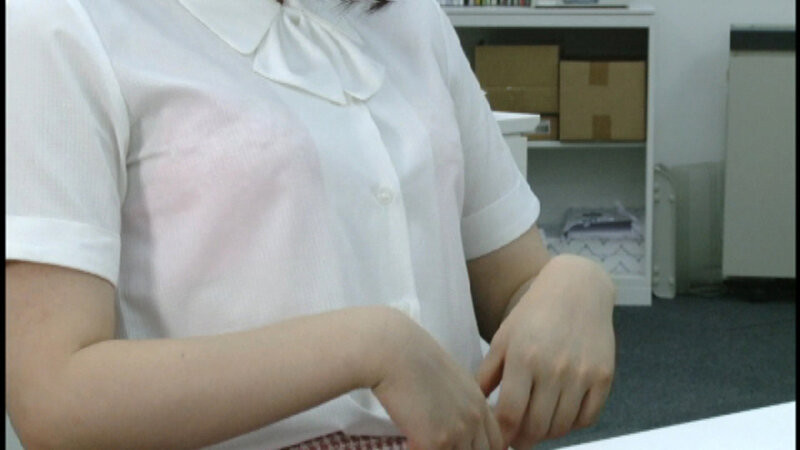 制服の中身 下着と女体を覗き見 2 画像15