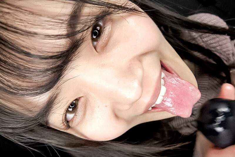 淫乱痴女のベロ唾液手コキ 16枚目