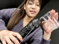 淫乱痴女のベロ唾液手コキ 画像3