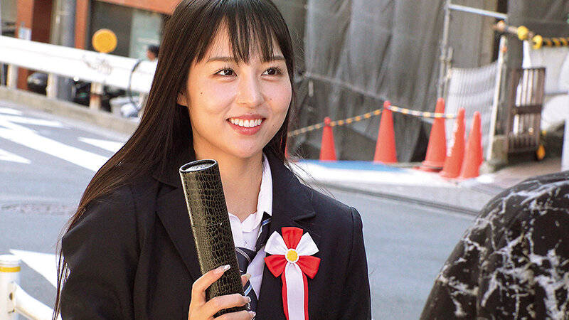 卒業式直後に思い出の制服に初めての大量ぶっかけ！ 画像16