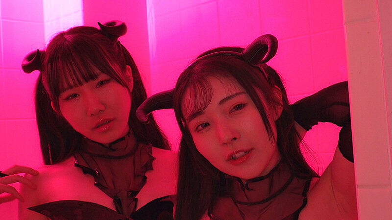 Wサキュバスに襲われて、ザーメンを吸い取られたボク 画像16