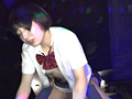 日本最大の繁華街にある「老舗おっぱいパブ」では新人嬢がベテラン嬢から客を奪うために内緒でセックスさせてくれる。しかも生で。8...thumbnai5