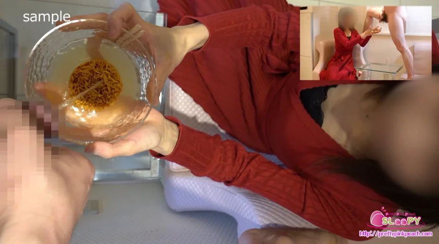 おしっこで作ったラーメン食べた後はザーメン歯磨き！