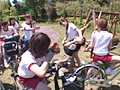 女子○生自転車リンチ軍団 | 激エロ動画データベース