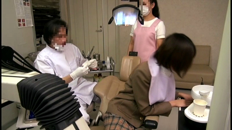 【naturalhigh-0962】治療中に利尿剤を飲まされ失禁イキする女子○生の見所画像11