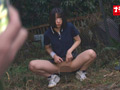 野ションを覗かれた男を捕まえクンニさせる運動部女子 画像5