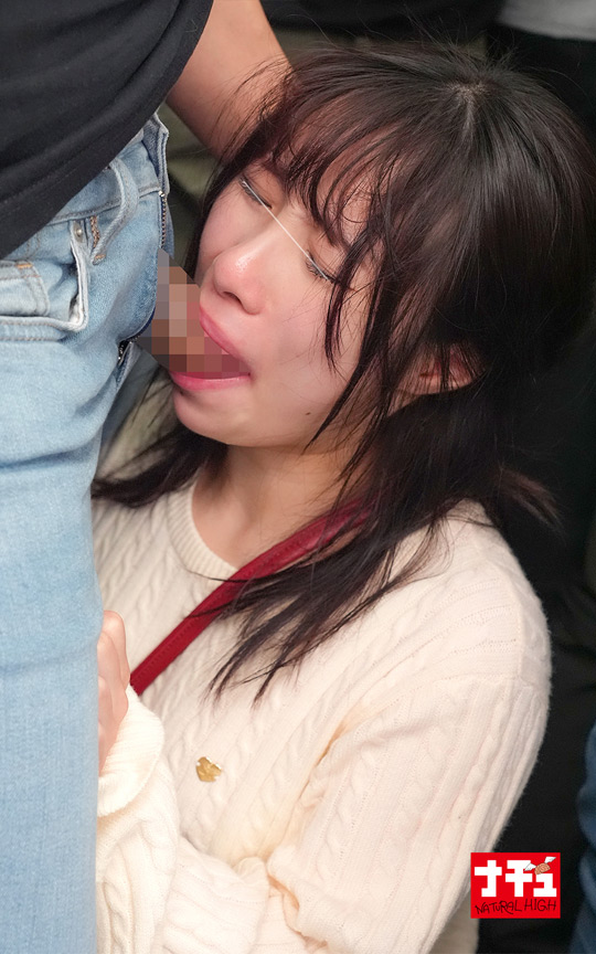 生意気女子を駅弁中出し羞恥 イキってるチビ 画像6