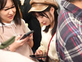 生意気女子を駅弁中出し羞恥 イキってるチビ 画像1