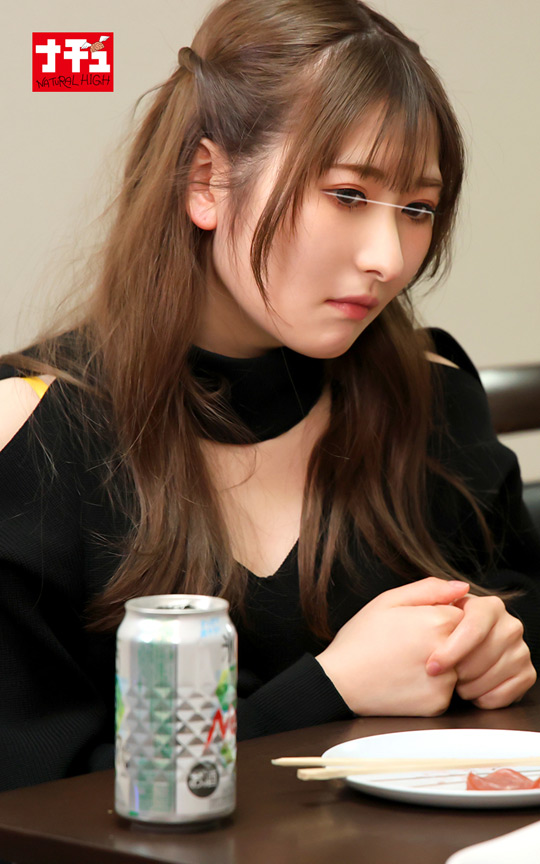 夫が近くにいるのに密着スロー乳首舐めでレズ返しされた 11枚目