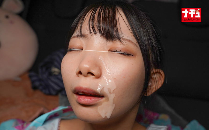 帰宅中の車内で発情しだすおチビさん デカ尻娘 画像11