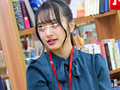 図書館で声も出せず糸引くほど愛液が溢れ出す敏感娘スペシャル 全裸業務で拒めない地味カワ司書に大量ぶっかけ中出し