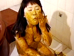 【エロ動画】クソ食いブサイク女のスカトロエロ画像