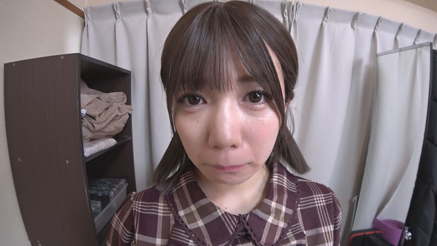 【AV女優前夜 日向由奈】デビュー前の極秘カメラテスト 画像1