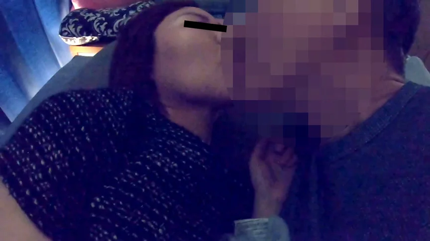 【ガチリアル】不倫奥様の間男部屋でお昼のお口情事
