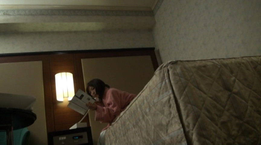 美巨乳OL レズ出張マッサージ2