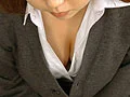 ぽちゃ少女の臭い小便