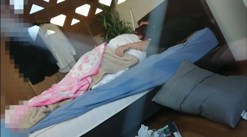 （秘）映像 年の差夫婦の濃厚交尾映像を覗きませんか！