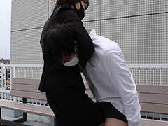 OLの日常 金蹴り手コキ○○発射編 ー170cm高身長現役OL 黒咲ミリヤー Pumps Cam Version.