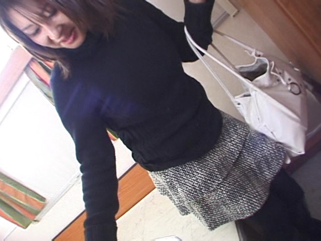 【radix-0779】素人ナンパトイレ号がゆく 外伝 東京熟女脱糞5の見所画像11