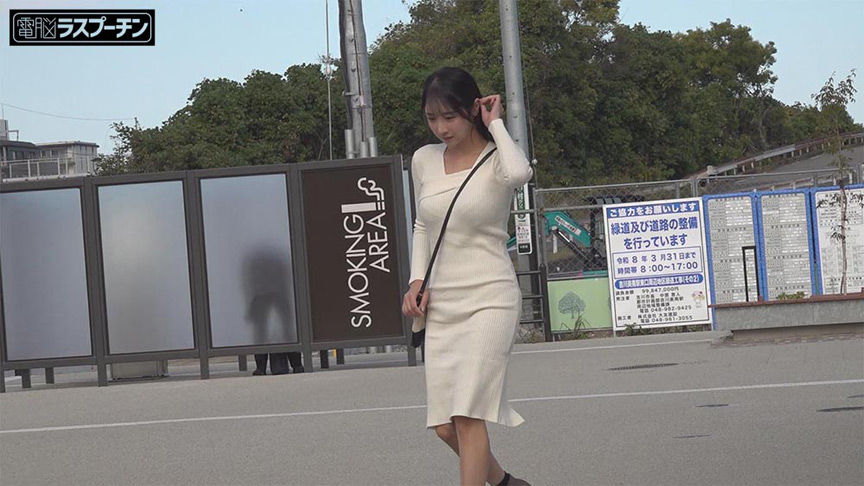 満員電車で乳首だけを徹底的に開発されるアヘ顔敏感女2 画像1