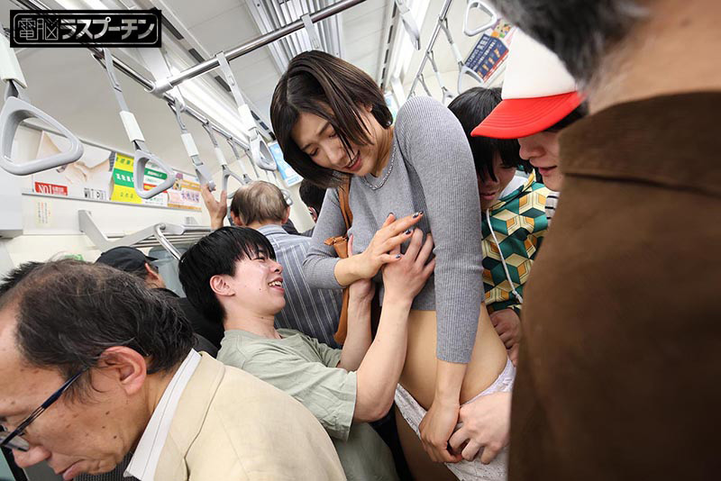 下半身イタズラで何度も絶頂させられる高身長女 画像1