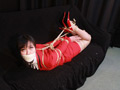 中川鞠菜 −危機に陥った赤いスーツの美人秘書− 全篇のサンプル画像8