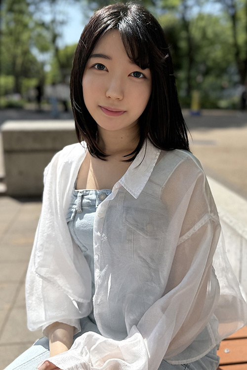 デカチン好きな未来の穴モテ娘 りな