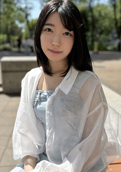 見た目は清楚で性欲強め！デカチン好きな未来の穴モテ娘 りな