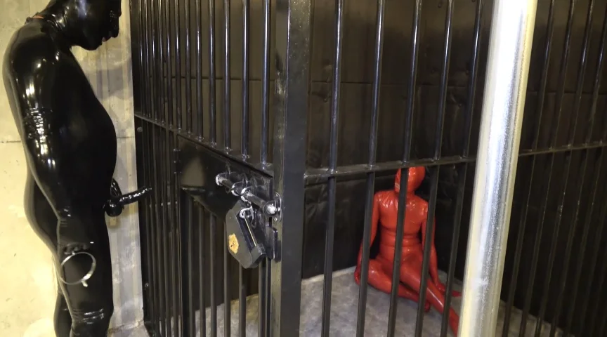 Rubber Fetish World～性欲処理ラバー奴隷養成所～