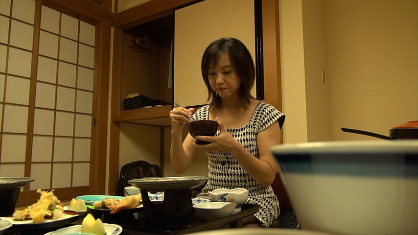 人妻、温泉、不倫旅行。 神崎久美 | DUGAエロ動画データベース