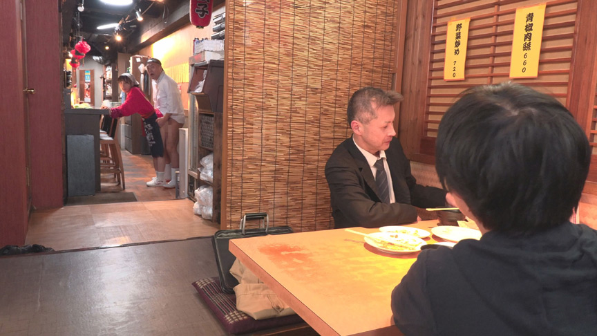 行列がすごい街中華の日常とSEX!~姉妹編~ 画像5