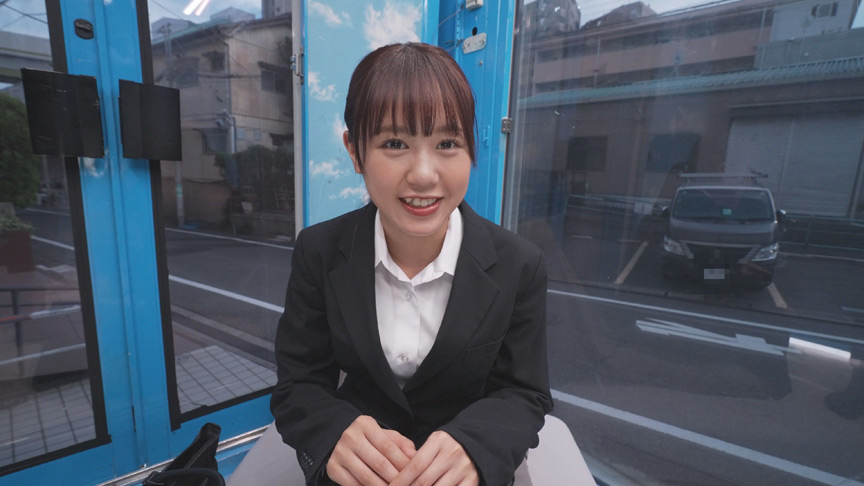 おま○こくぱぁ～しながら潮吹き我慢面接！ちか編 画像1