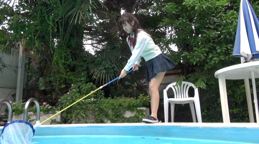 プール開きの為に