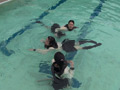 三つ巴の水中遊泳 2