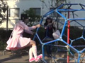 【動画】紙オムツ散歩とエッチなおむつ交換・ロリ少女×女装子...thumbnai2