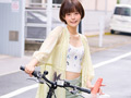 人気 AV 女優が挑戦！オシッコ我慢潮吹き街中アクメ自転車がイクッ！月乃ルナ