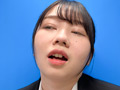 ここで撮影した写真を貼れば絶対合格するというピストンバイブ証明写真ボックス2リクルートスーツの女子大生がどんなに突かれても笑顔をキープ来訪者K.Hさん