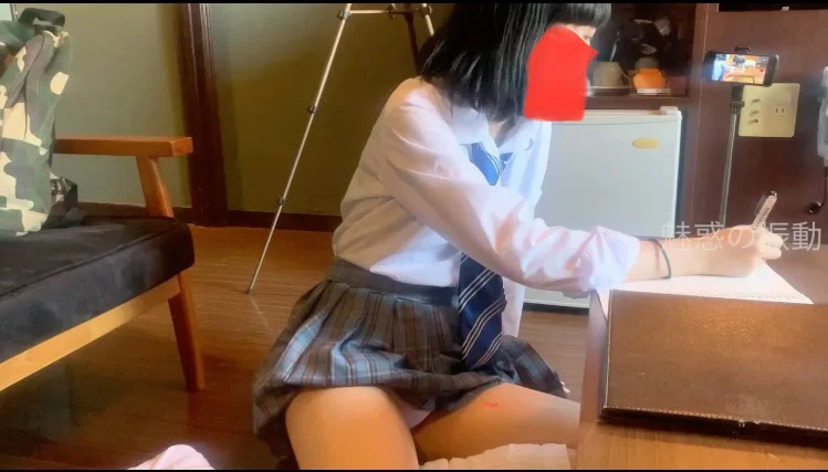 家庭教師が生徒の電気アンマで逝かされちゃいます
