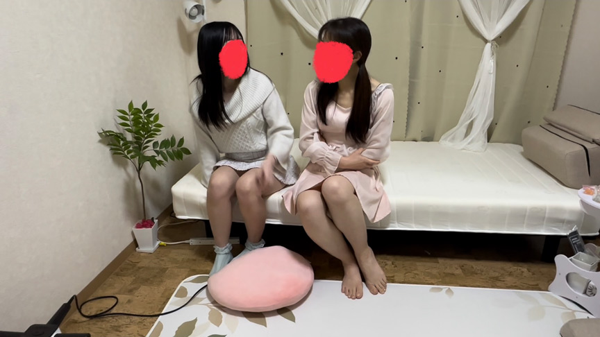 みーなちゃんは梨央ちゃんの電気アンマに耐えられるか? 画像1