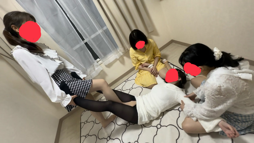 みーなちゃんに3人がかりで電気アンマ＆くすぐりの刑 画像2