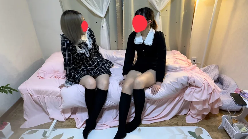 地雷系美女同士のレズ電気アンマ逝かせあい遊び